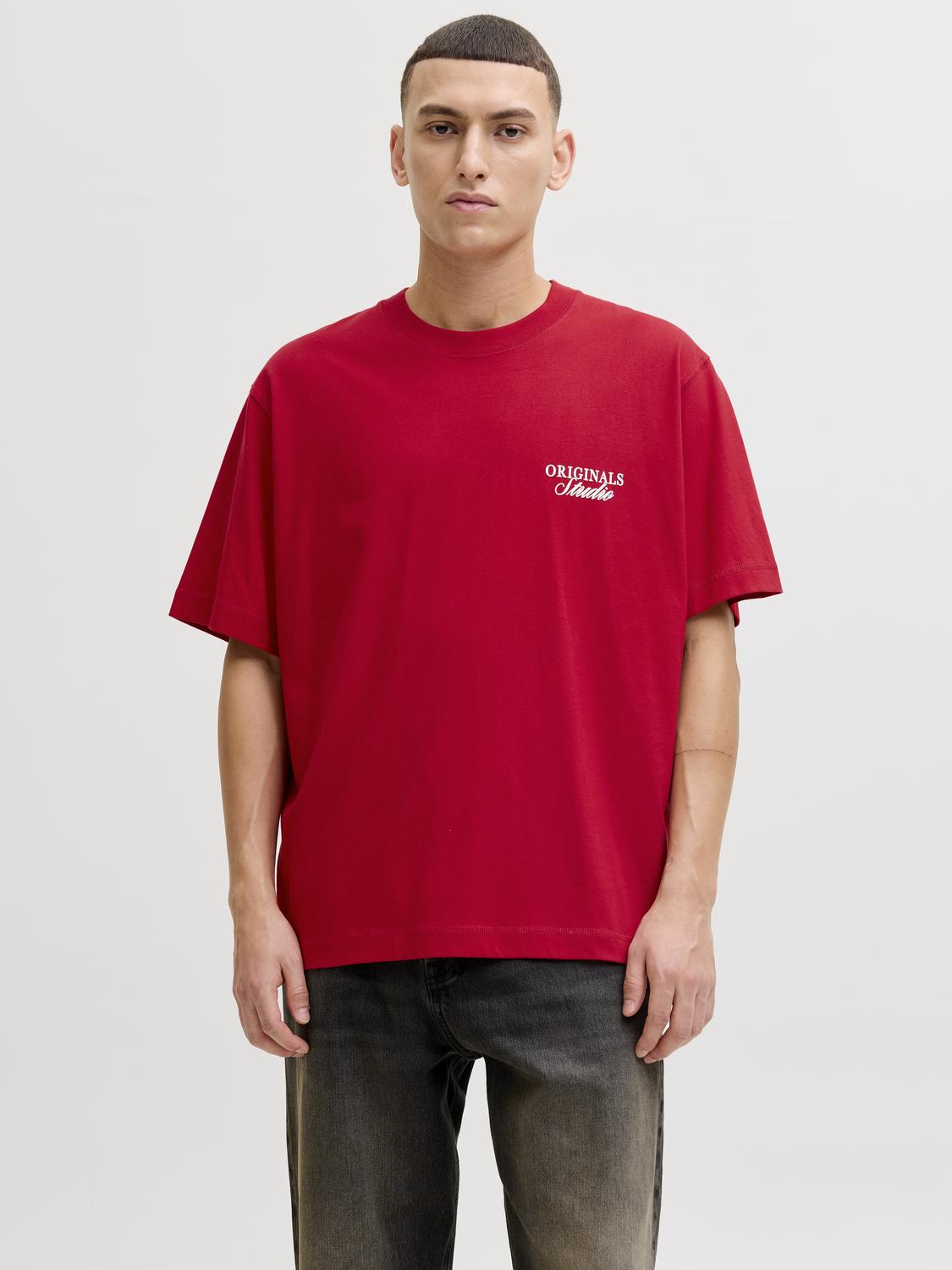 model_shot-front